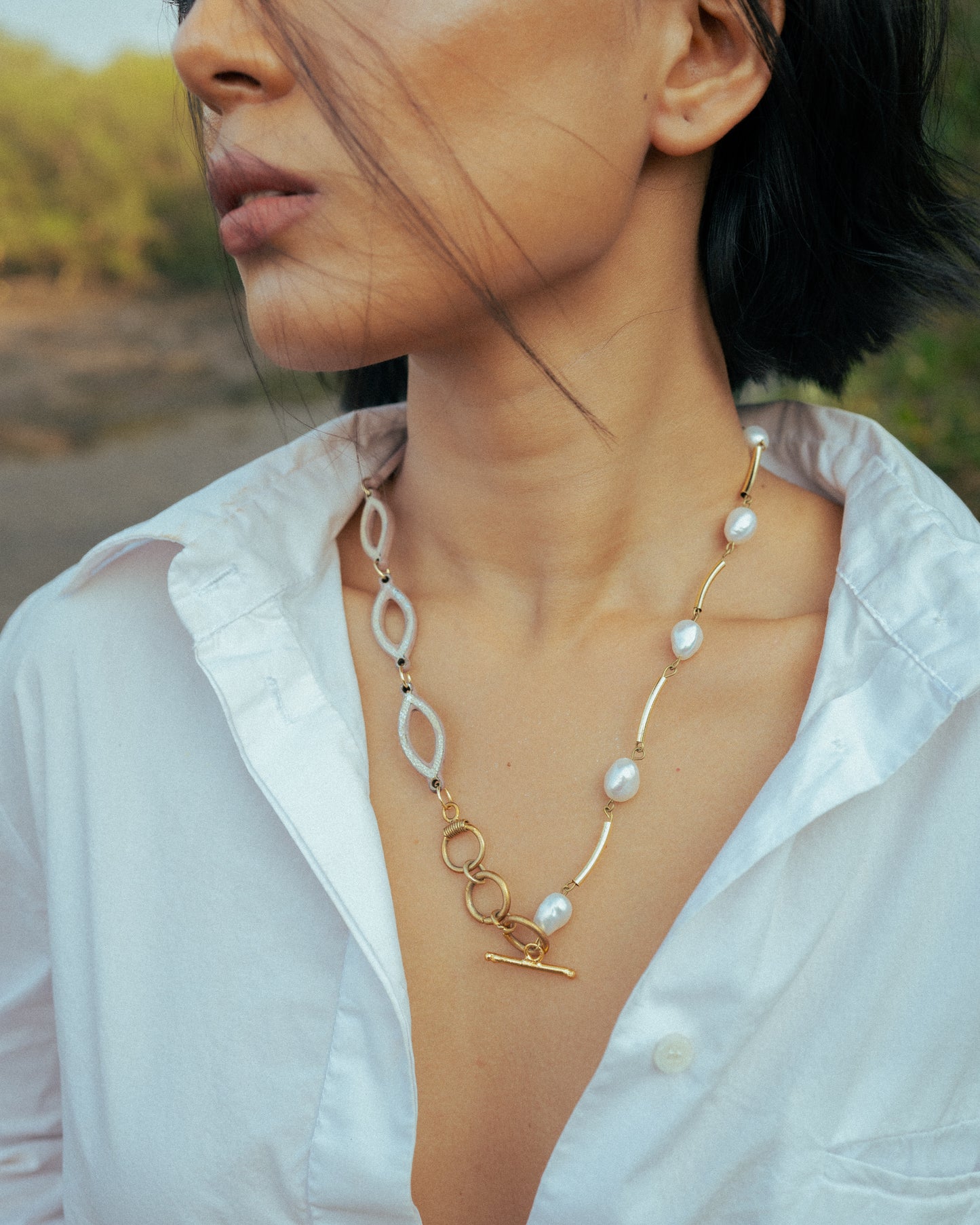 Pearl drop neckpiece