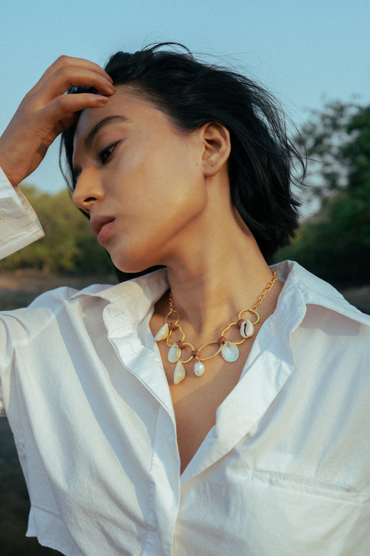 Coral choker