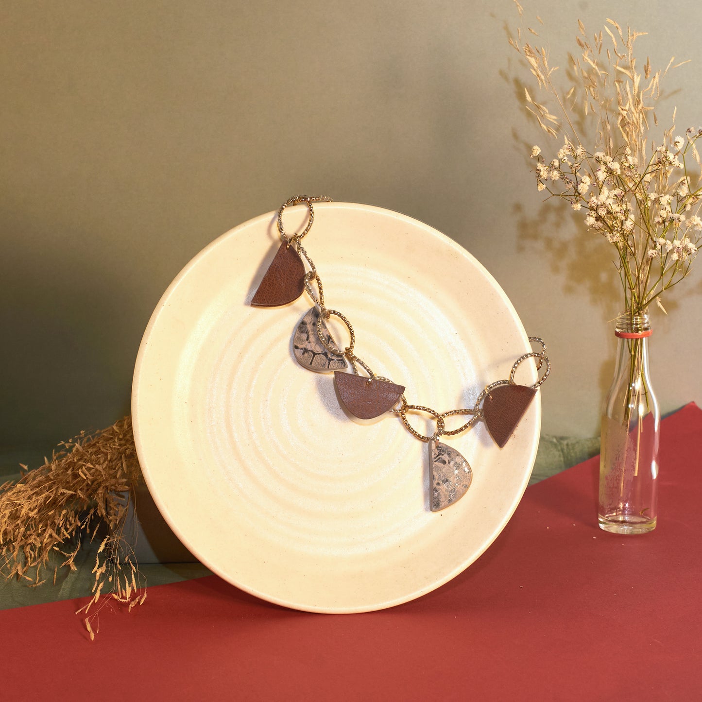 Cres and Chain Neckpiece
